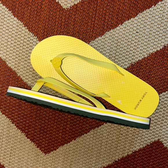 Tory Burch Mini Minnie Flip Flop - Picture 2 of 3